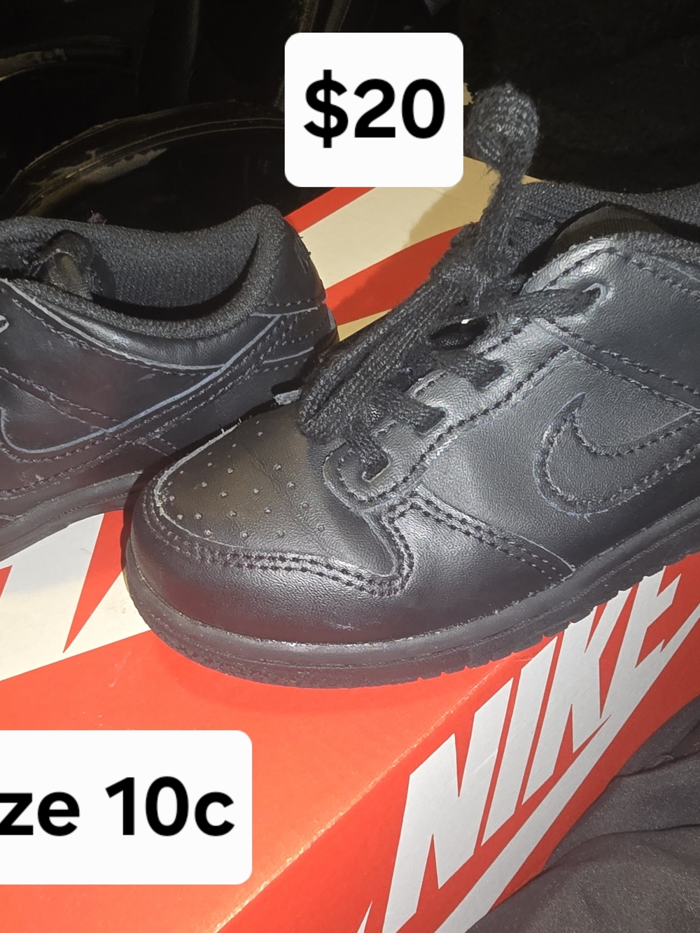 Nike Kids Black Low-Top Leather Sneakers